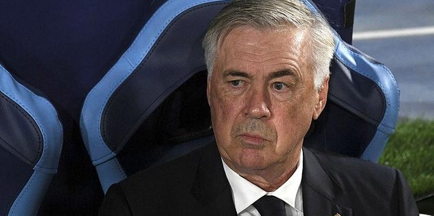 Carlo Ancelotti, yüksek lisansını bitirdi