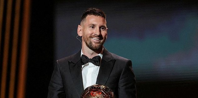 Lionel Messi’den taraftarları heyecanlandıran mesaj! ’Barcelona’ya veda etmeyi hak ediyorum’