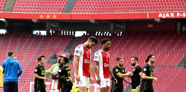 Yarım kalan Ajax-Feyenoord maçı tamamlandı