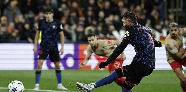 Sergio Ramos tarihe geçti