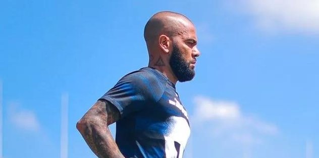 Daniel Alves’e 4.5 yıl hapis cezası verildi!